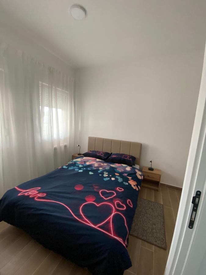 Apartmán Dunja 1 Filmski Grad Exteriér fotografie